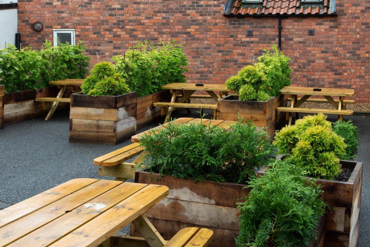 Advocate Arms Hotel Market Rasen Bagian luar foto