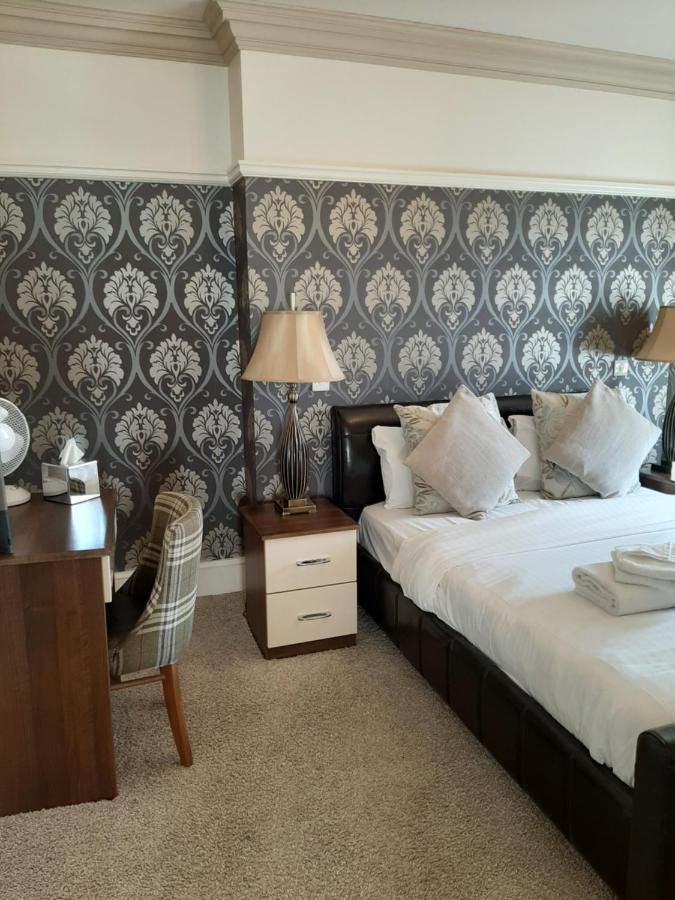 Advocate Arms Hotel Market Rasen Bagian luar foto